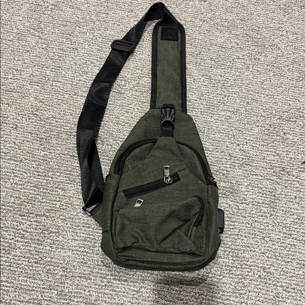 Green Belt Bag with Compact Design and Single Strap